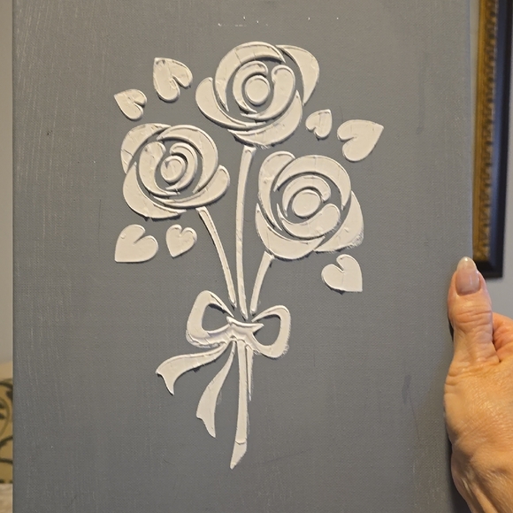 Gray Canvas with White Rose Bouquet Design